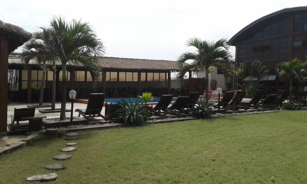 Villa The Palms At Prampram Exterior foto